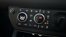 Land Rover Defender 2.0 D240 SE 110 5dr Auto Diesel Estate